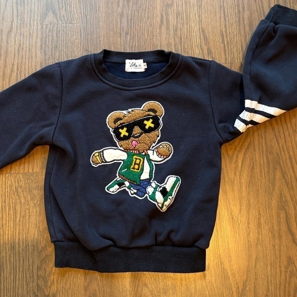 Lola + the Boys BEAR NAVY BLUE VARSITY SWEATSHIRT size 6 nautical coastal - Picture 4 of 8